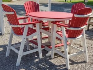 Red & White Bar with chairs