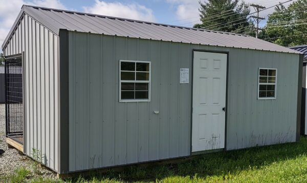Metal Dog Kennel - Image 2