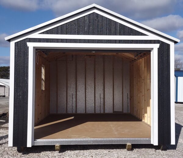 Painted Garage - Image 2