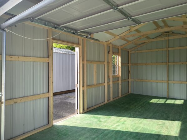 Metal Garage - Image 4