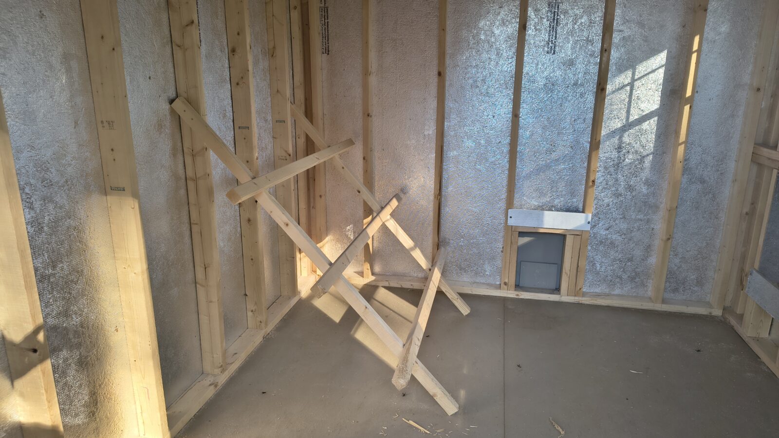 Chicken Coop - Image 4