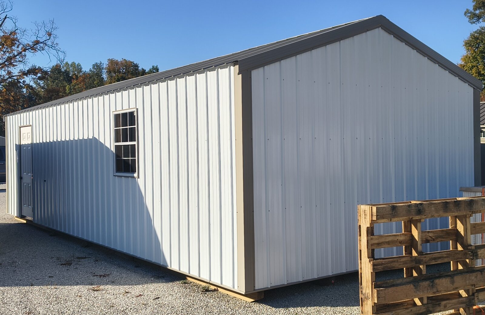 Metal Garage - Image 3
